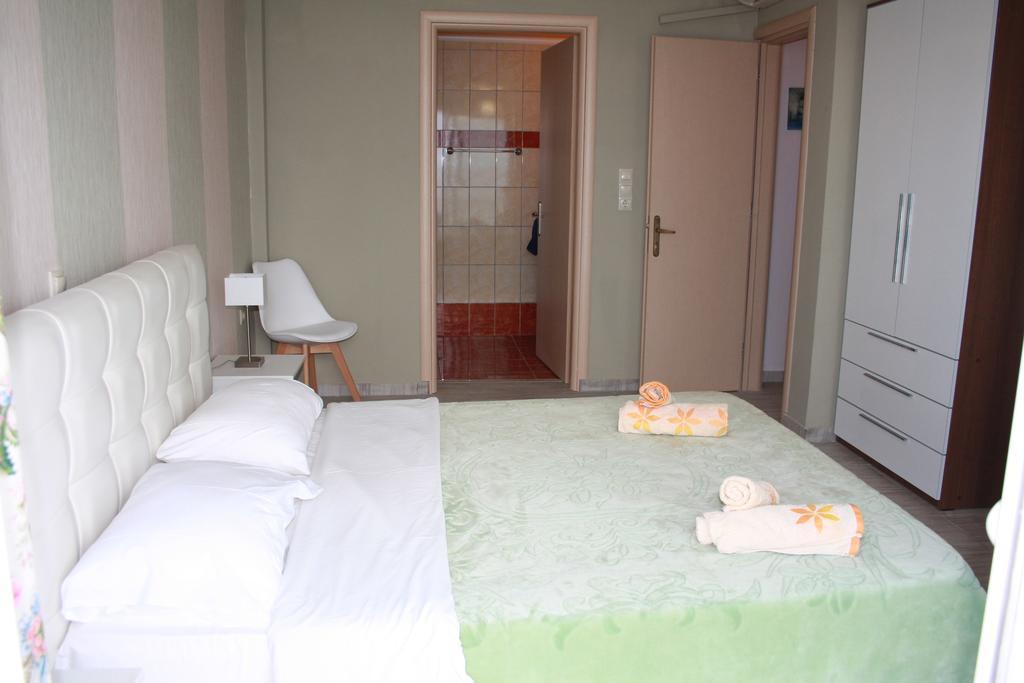 Laura Beach House Аликес Екстериор снимка