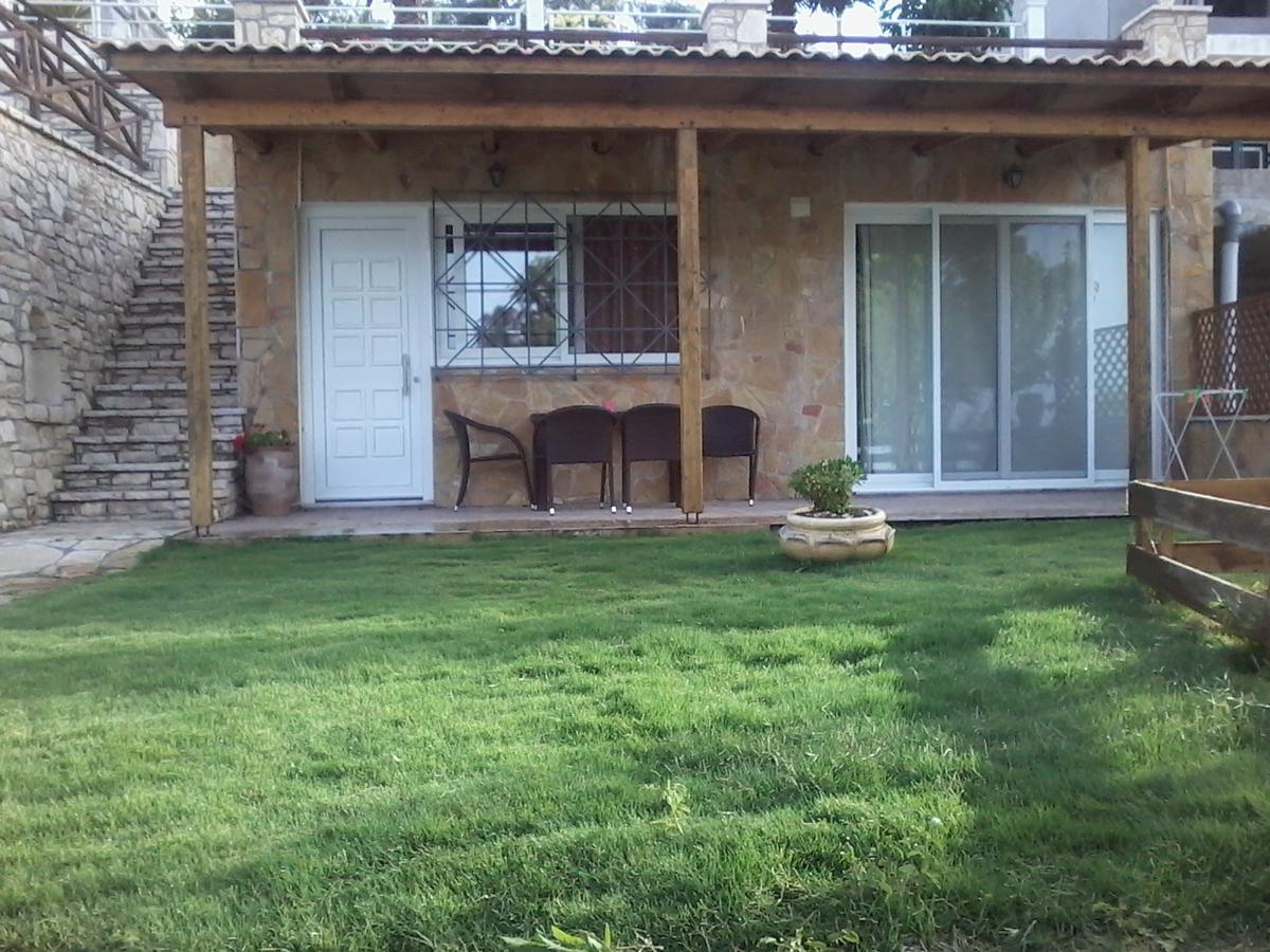 Laura Beach House Аликес Екстериор снимка