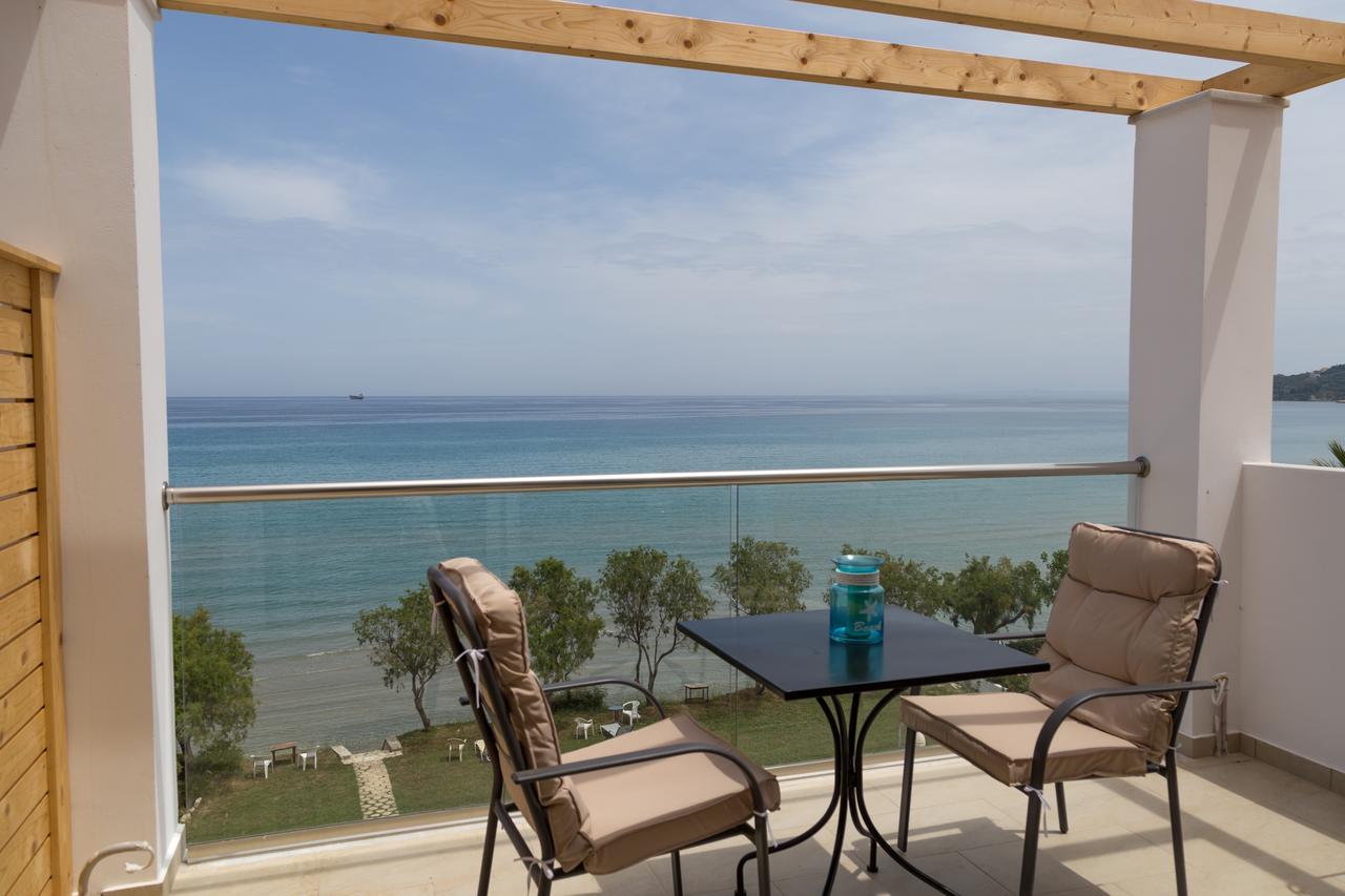 Laura Beach House Аликес Екстериор снимка