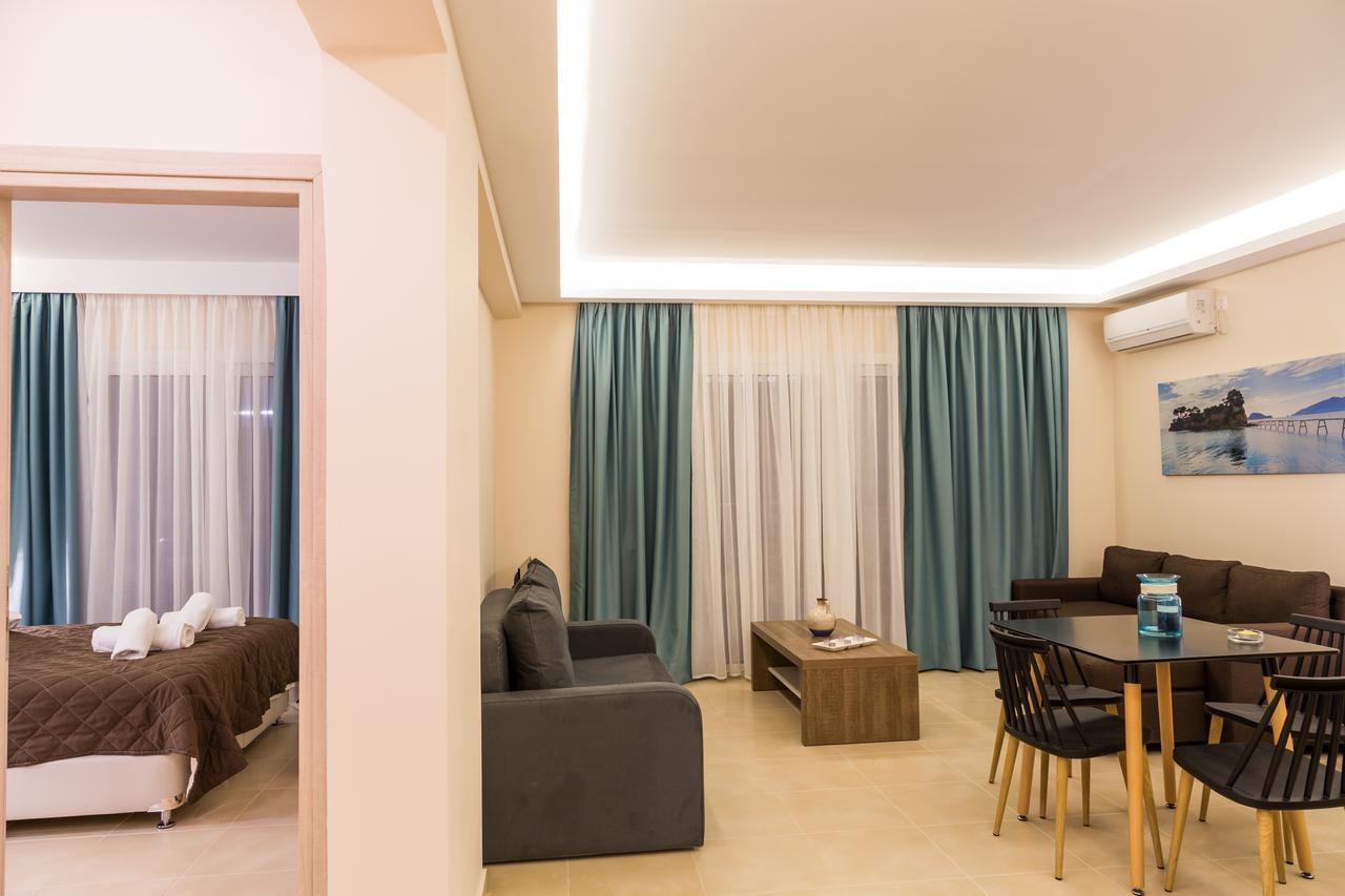Laura Beach House Аликес Екстериор снимка